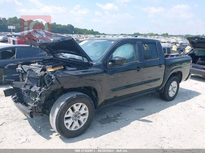 نيسان فرونتر